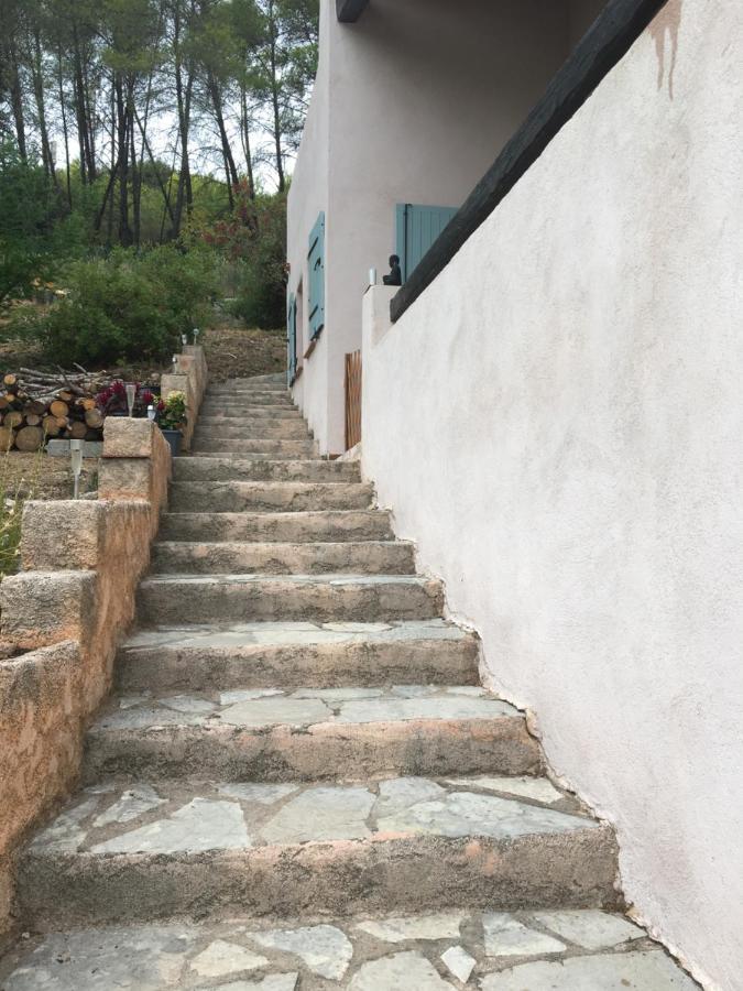 La Maison Du Petit Thomas Taradeau Exteriör bild